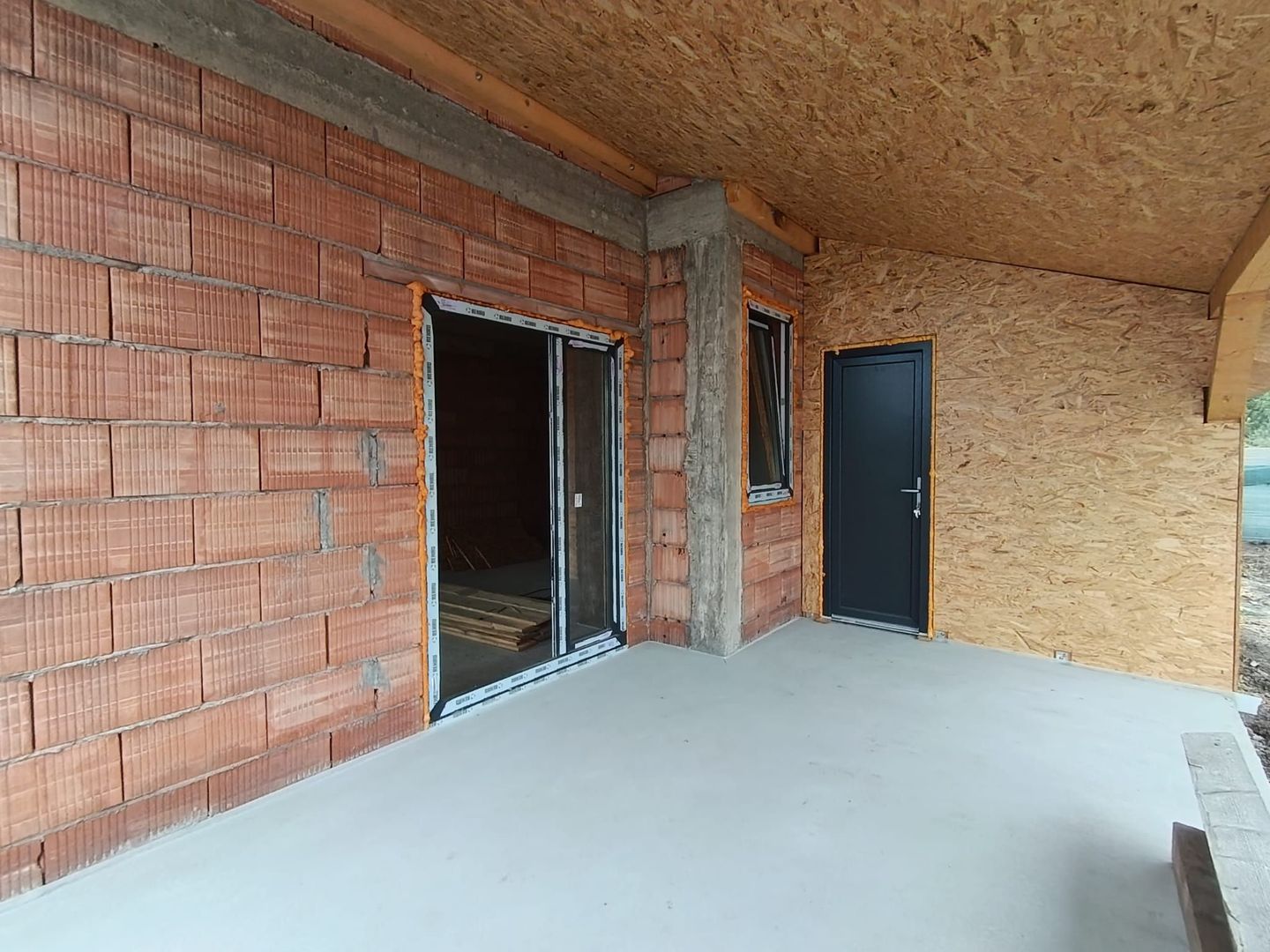 Jumătate de duplex la roșu de vânzare în Giarmata Vii, 129,52 mp utili - Poză 10