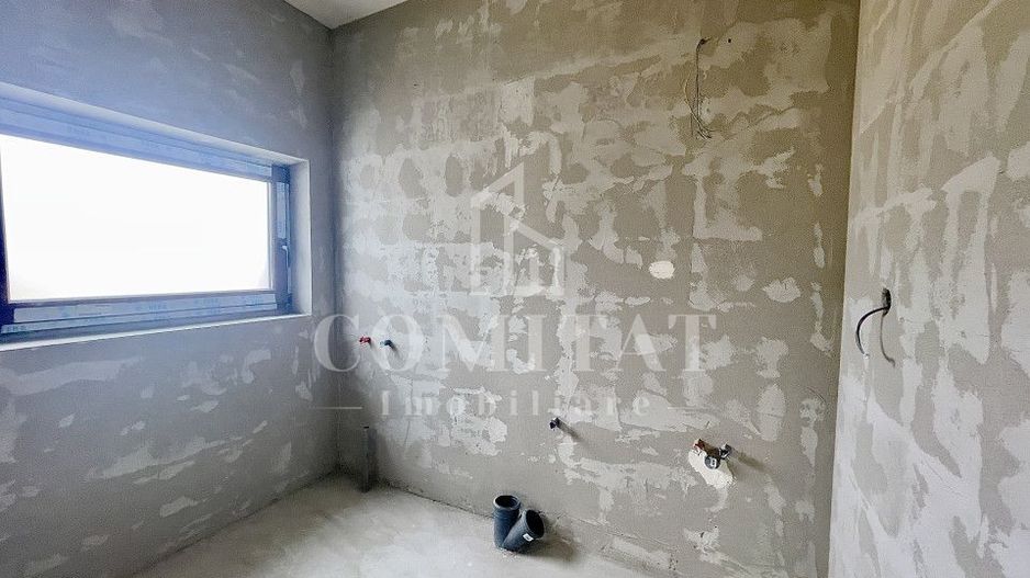 Casă cu 700 teren și garaj zona Scolii Feleacu - Poză 15