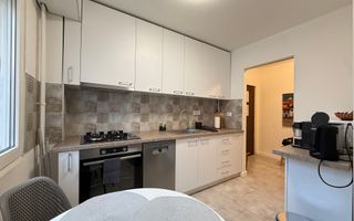 VÂNZARE 4 CAMERE | ZONA TITAN | MOBILAT ȘI UTILAT - Poză 9