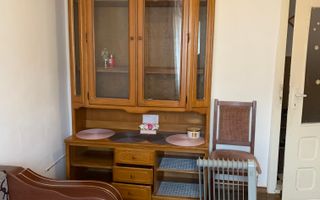 Garsoniera de inchiriat Zona Tractoru - Poză 2