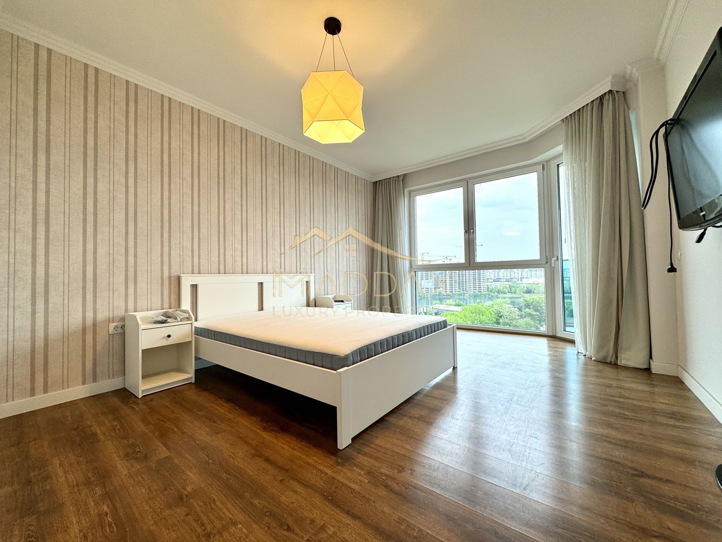 4 rooms apartment - 122 sqm/ Rented/ 1 Parking / Floreasca - Lake View - Poză 26