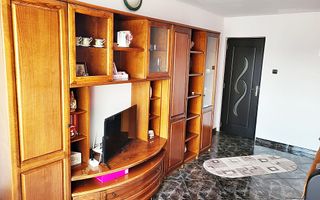 Codlea, apartament 2 camere decomandat, etaj 1, mobilat, 75000 euro - Poză 2