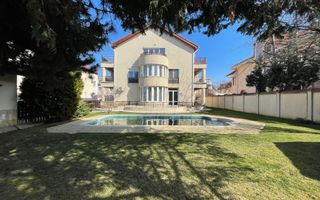 Vilă Individuală Spațioasă în Zona Iancu Nicolae - Poză 1