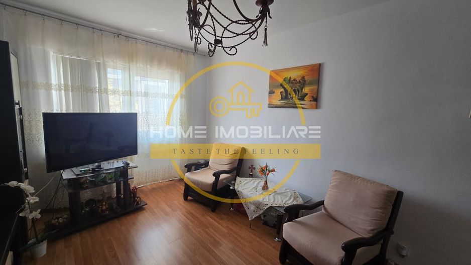Apartament cu 3 camere de vânzare în Targu Cucu, Iasi - Poză 2