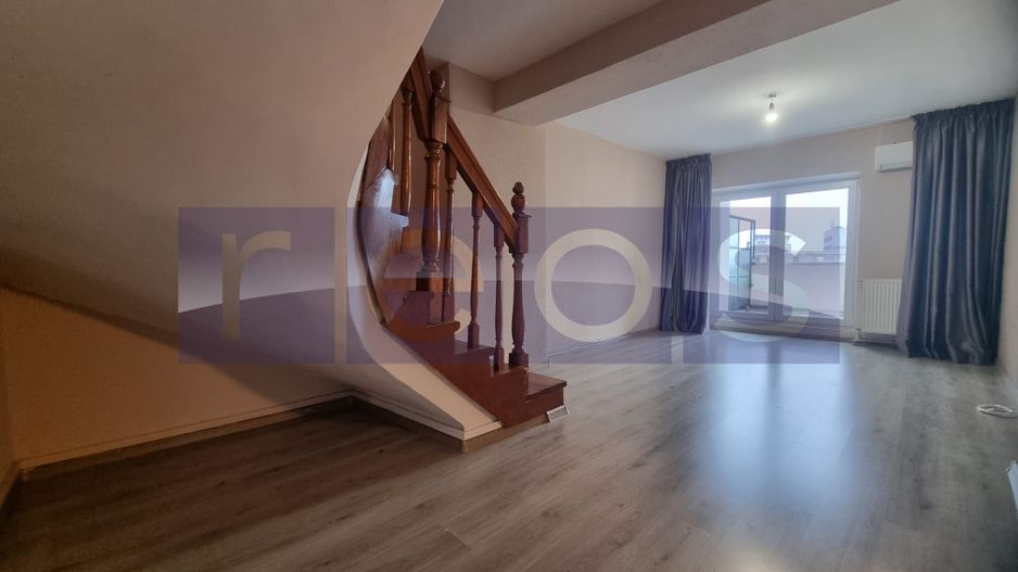 VANZARE- 6 CAMERE-PENTHOUSE -UNIRII -et 8-9 - Poză 7
