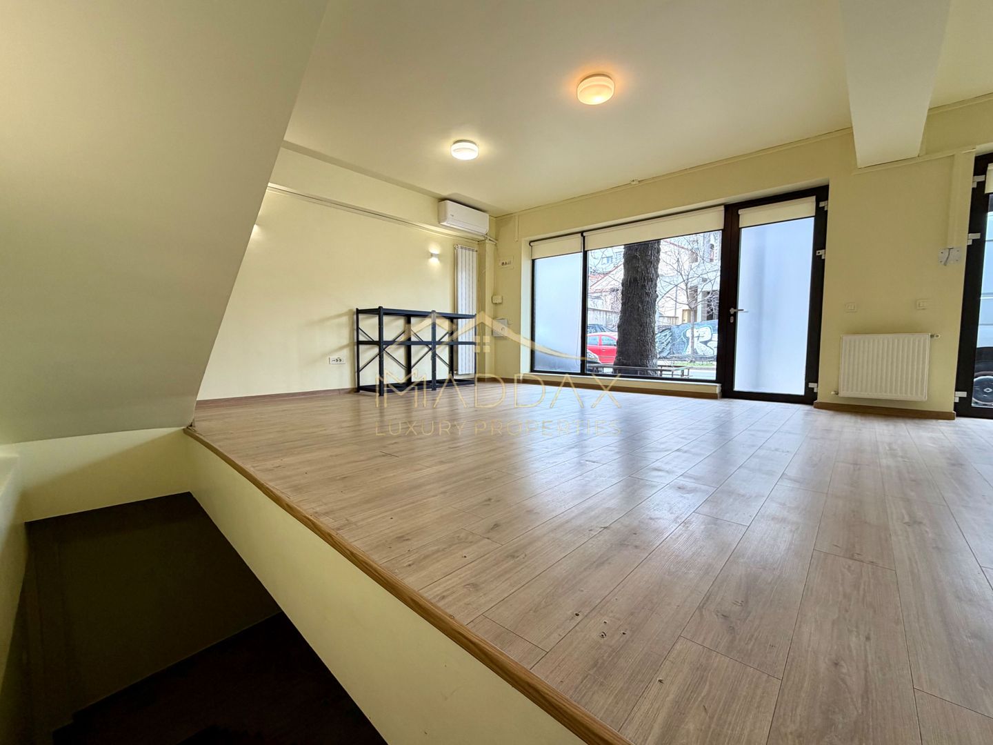 Spatiu Comercial *180mp* // 2 parking spaces // Stefan Cel Mare - Poză 8