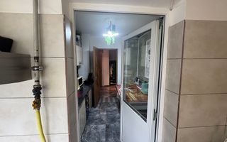 APARTAMENT 2 CAMERE PARTER CAMPULUNG GRUI - Poză 4