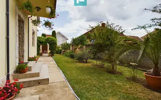 Vilă cu 3 dormitoare în Zimandu Nou - Poză 17