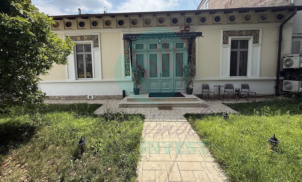 La 2 pasi de Parcul Cismigiu. Proprietate emblematica/ 641 mp teren - Poză 1