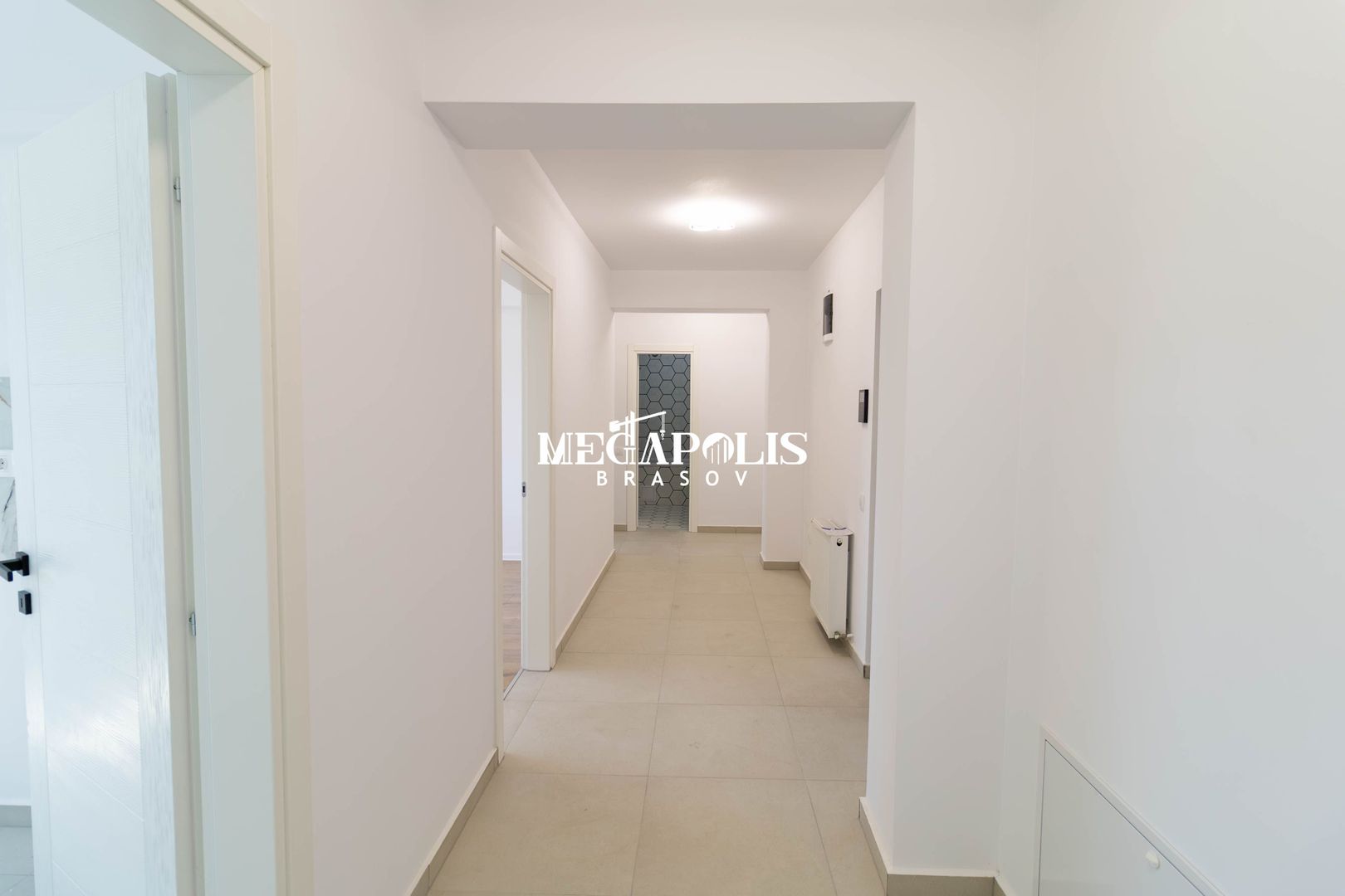 Schimb apartament 3 camere Tractorul cu 2 camere + 70.000 € diferență - Poză 17