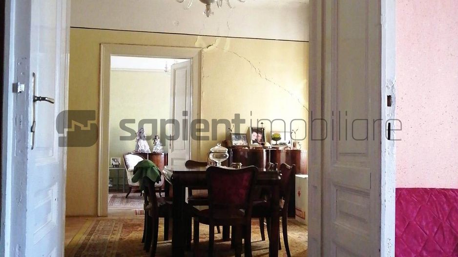 Casa cu 6 camere zona Spitalului judetean - Poză 5