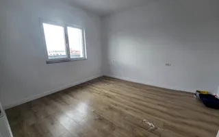 Duplex cu 5 camere despartit prin garaj in Giarmata - Poză 12