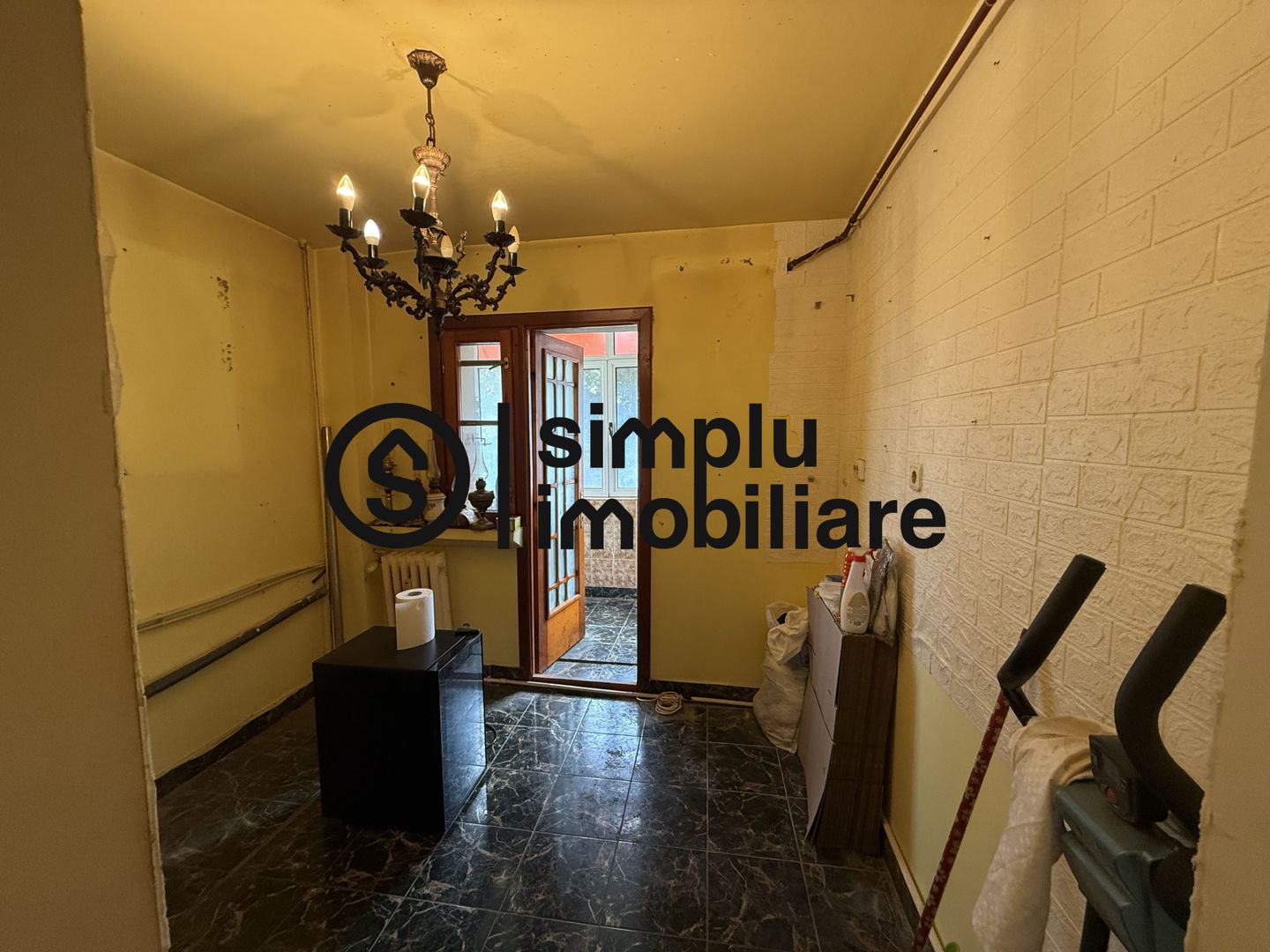 Apartament 3 camere Ciuperca - Poză 4