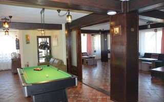 Pensiune la cheie de vânzare în Bran – Afacere cu 10 camere plus piscina - Poză 11