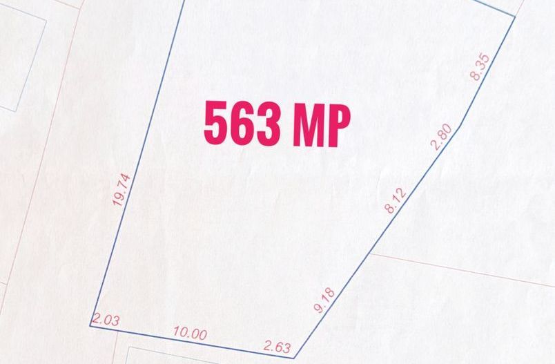 Teren intravilan com Bors, 563 mp, 32 ml front- Pret 36.000 euro neg - Poză 1