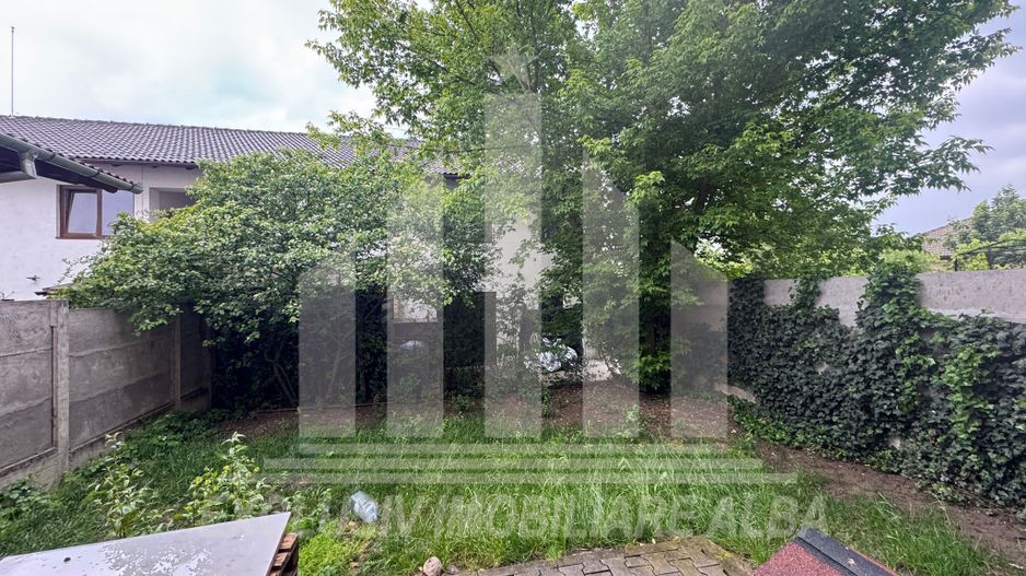 Apartament cu 2 camere cu curte privata, Cetate - Poză 6