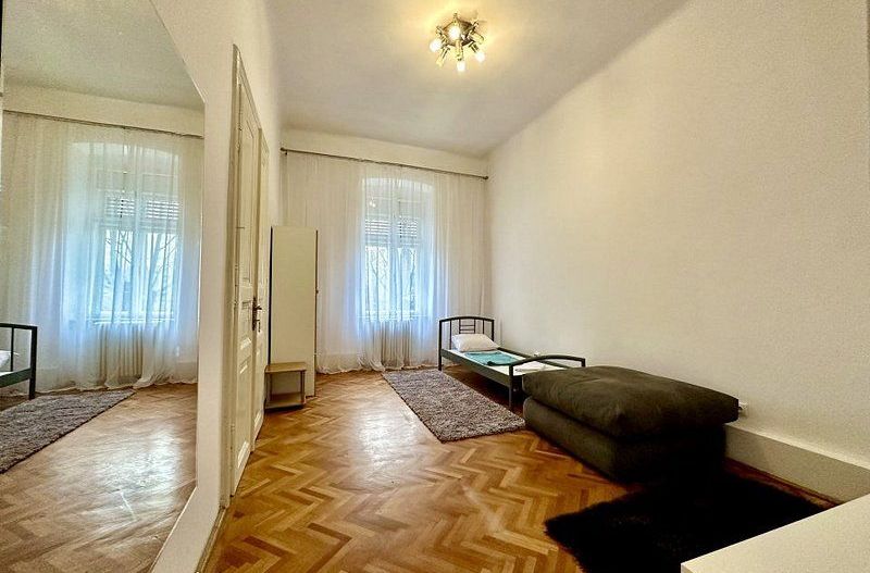 Apartament central, 4 camere - renovat - Poză 29