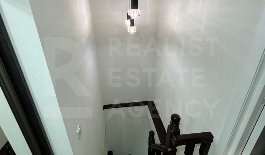 Chirie, casă, 3 camere, strada Alexei Şciusev, Centru - Poză 4