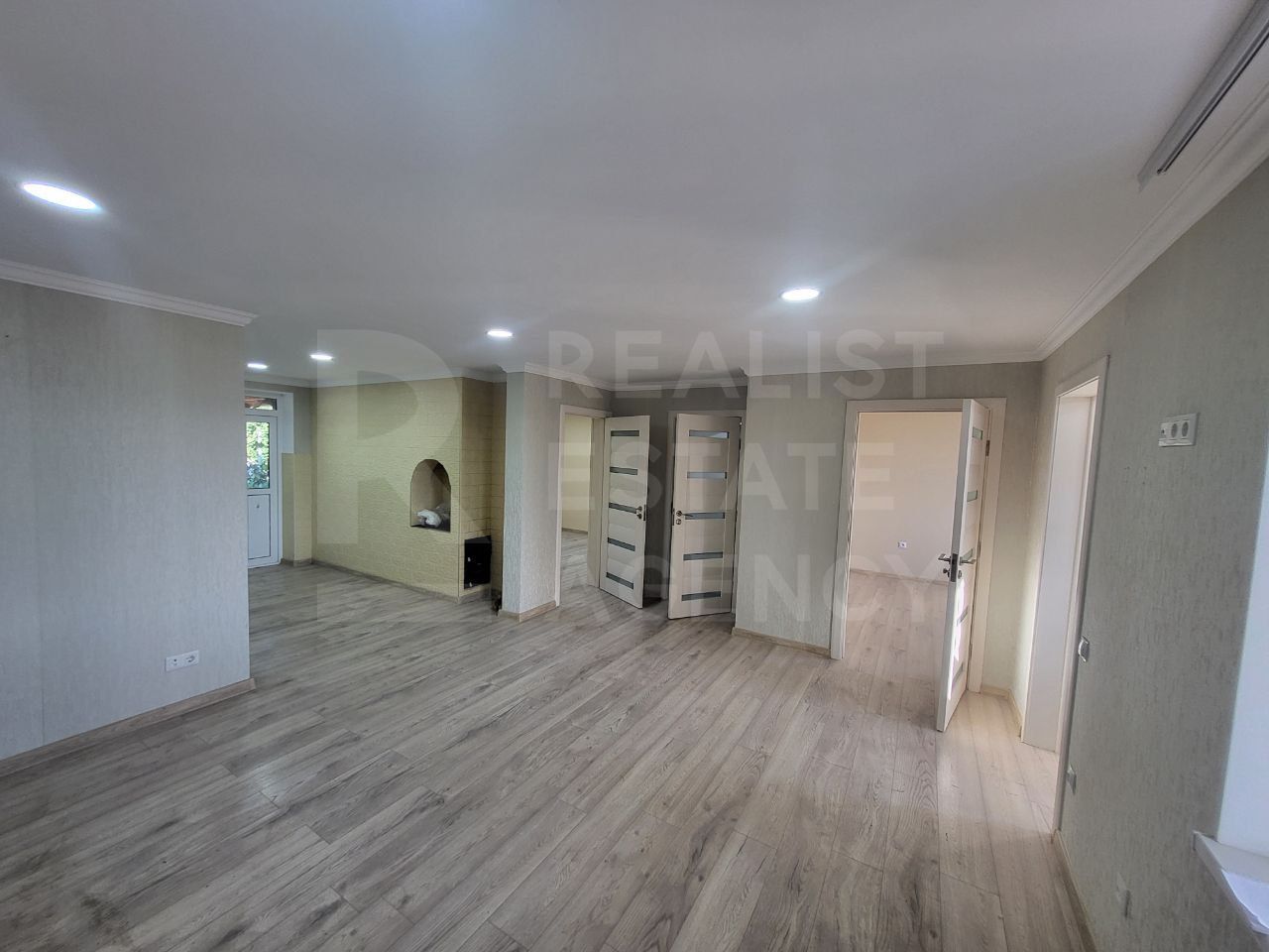 Vânzare casă, 133 mp + 5,5 ari, str. Budai, or.Hincesti. - Poză 8