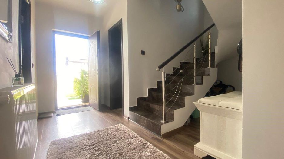 Se vinde casa cocheta,confortabila -5 minute de Târgoviște – Dumbrava - Poză 20