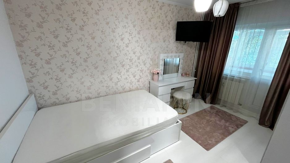 2Camere-Decomandat-Etaj 2-AC-Mobilat-Utilat-Modern-Zona Intim-Lapus - Poză 2