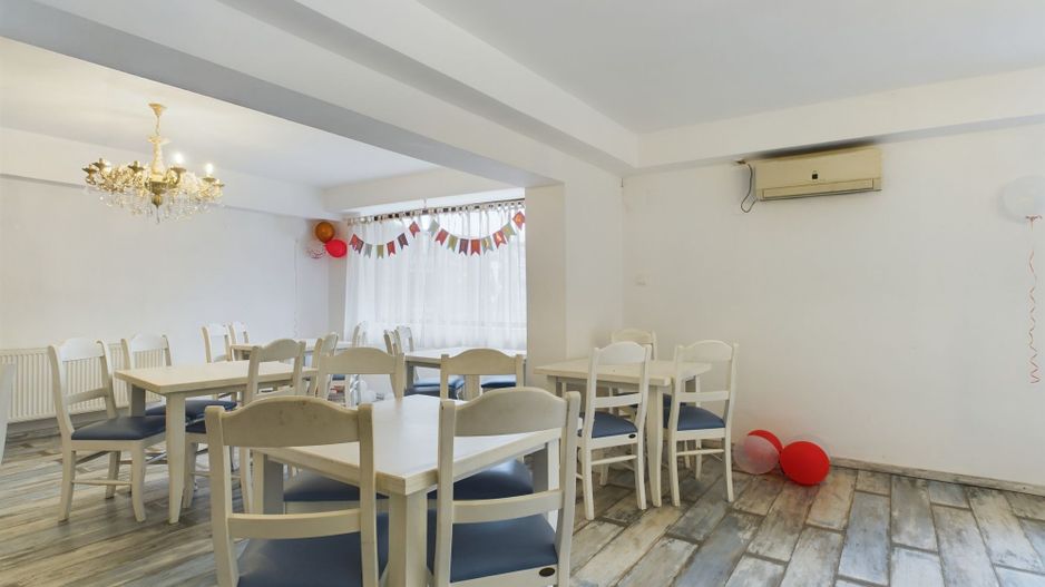 Spațiu comercial cu multiple destinații pe Martirilor - Poză 10