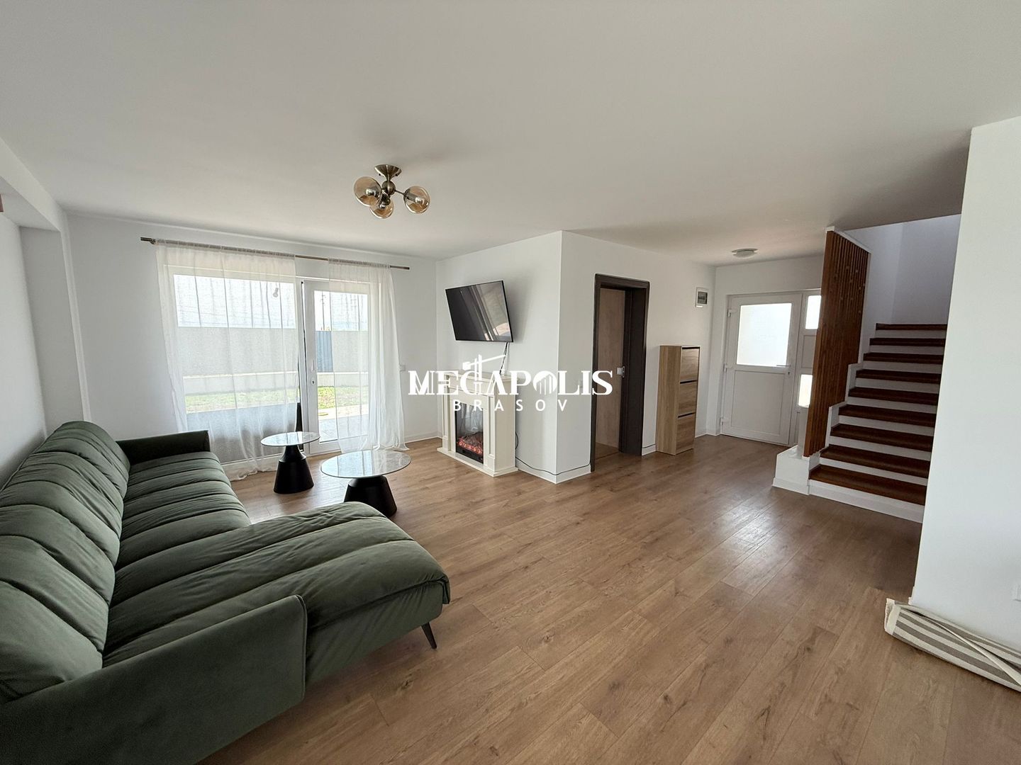 Casa P+E | Sanpetru | Mobilata si Utilata | Teren 410mp | Jacuzzi - Poză 8