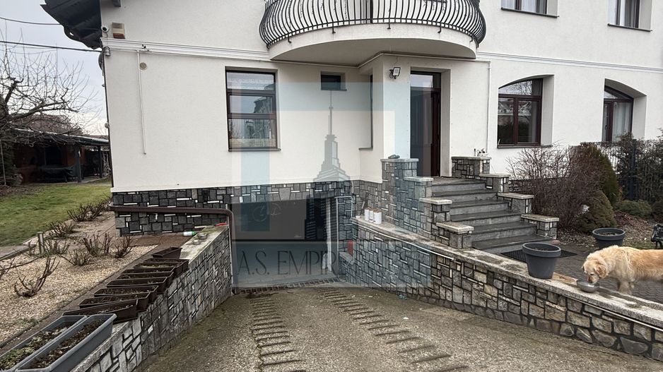 COMISION 0% Casa/Villa 9 camere, singur in curte-zona Tractorul/Brasov - Poză 3