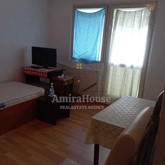 Garsoniera de inchiriat etaj 2 zona str Tasnad - Poză 2