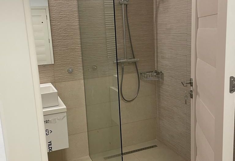 Vilă modernă 6 camere în Băneasa – Henri Coandă, curte proprie, dispon - Poză 11