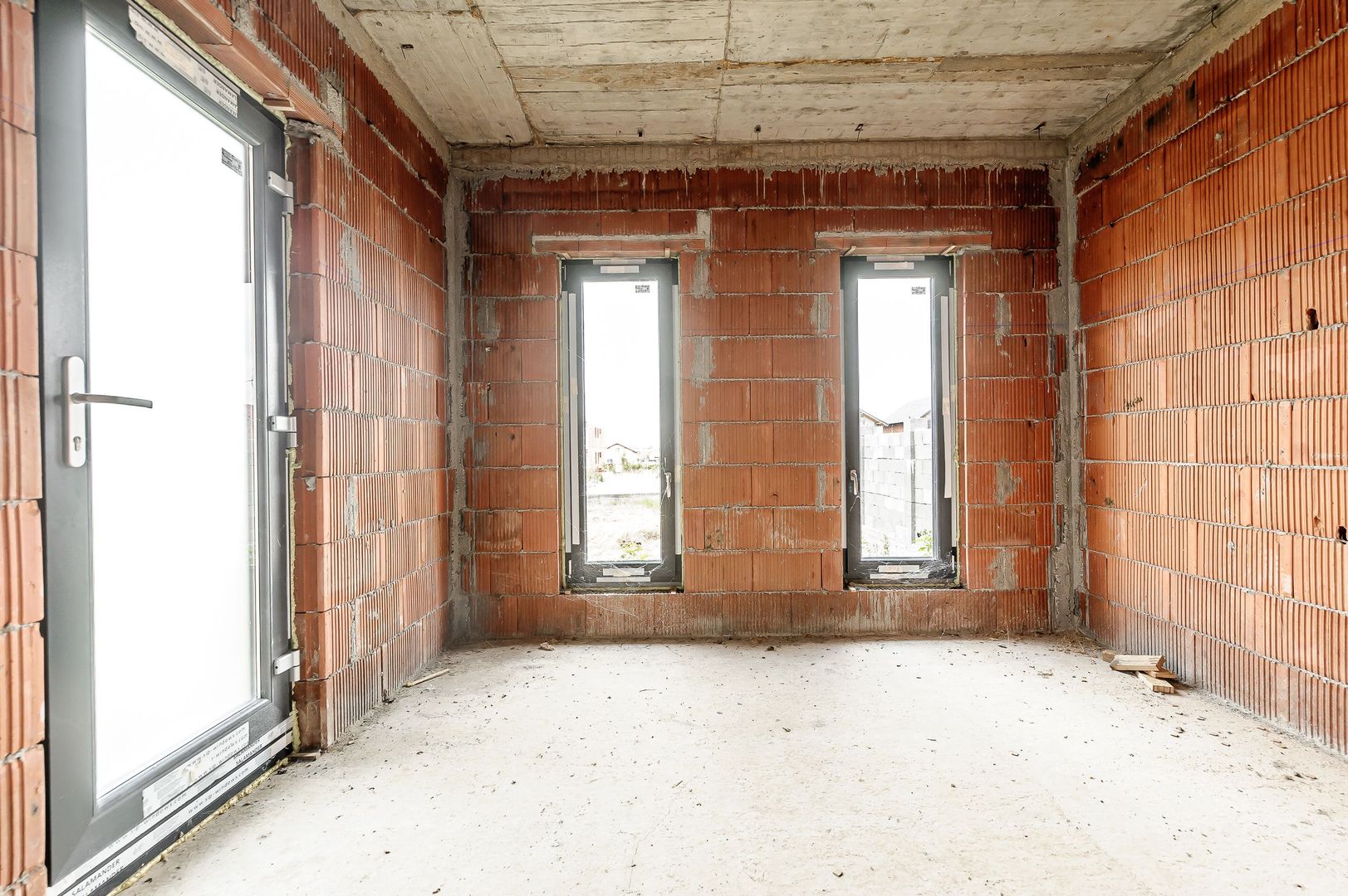 Casă nefinisata la sol in Fântânele, cartier nou Comsion 0 - Poză 9