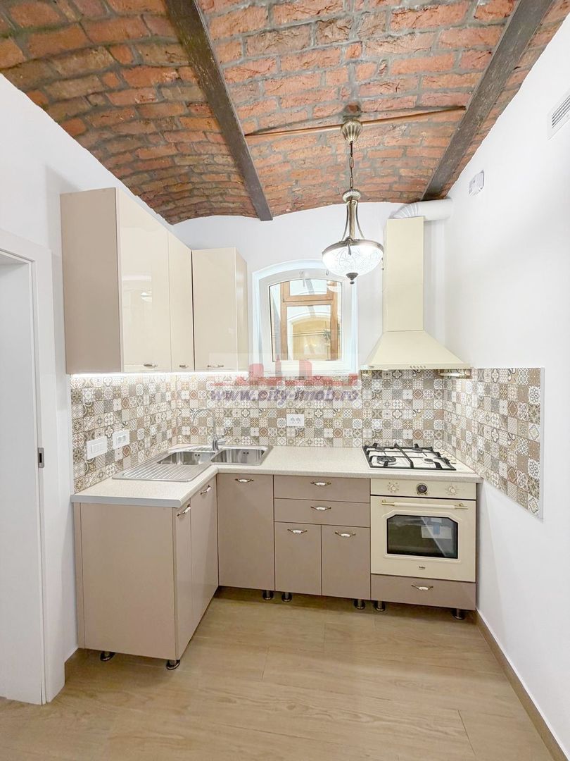 Inchiriere casa 5 camere,  Piața Victoriei,  Renovata 2025 - Poză 20