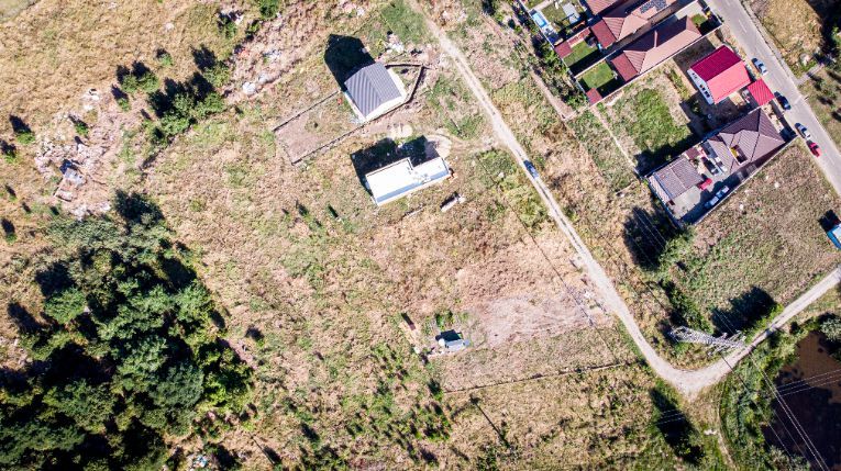 Loc de casă cu utilități în Gai - Poză 5