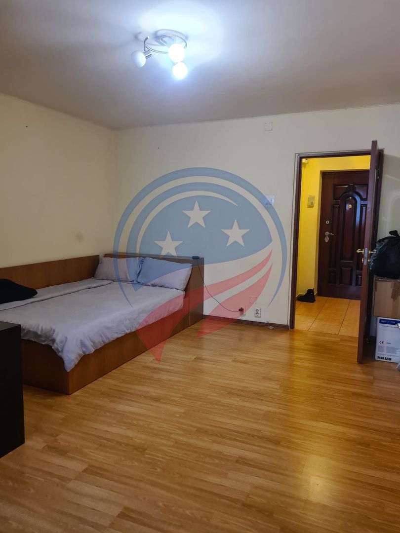 Garsoniera de vanzare - Poză 1