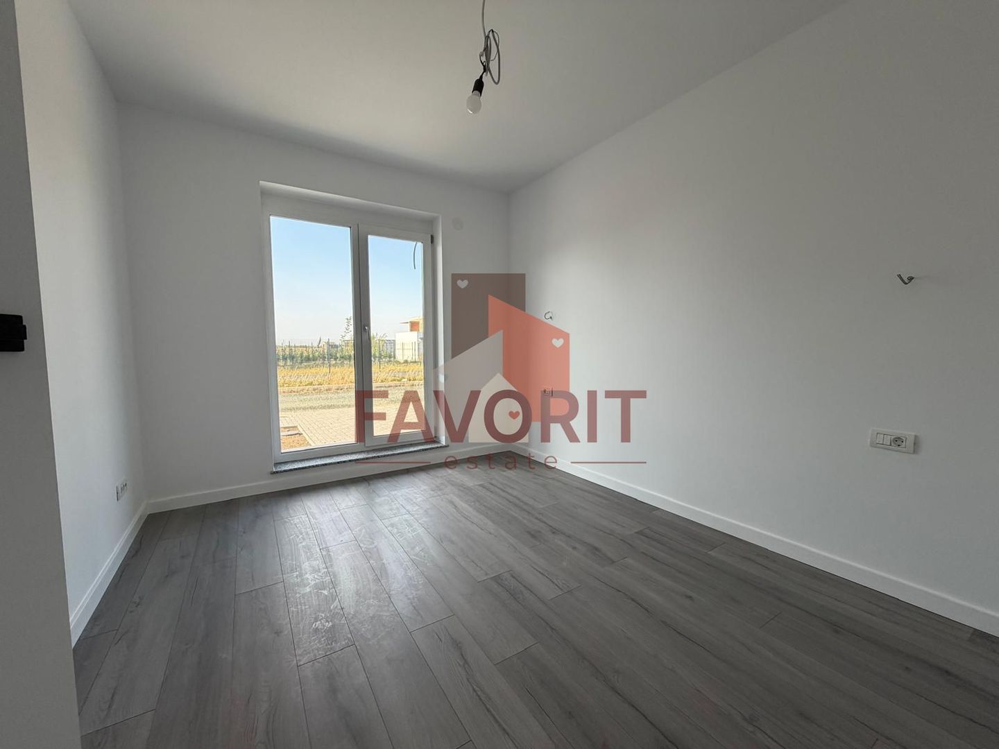 Duplex | Finisaje premium | Curte generoasa | Toate utilitatile | - Poză 8