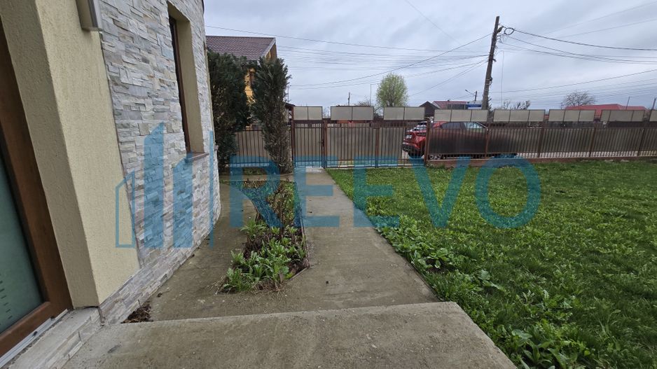 Casă de închiriat în Lilieci - Poză 28