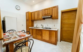 Apartament ultracentral de închiriat - Poză 2