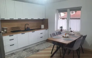 Proprietate cu 2 case | 540 mp utili | Teren 1000 mp | Tălmaciu - Poză 12