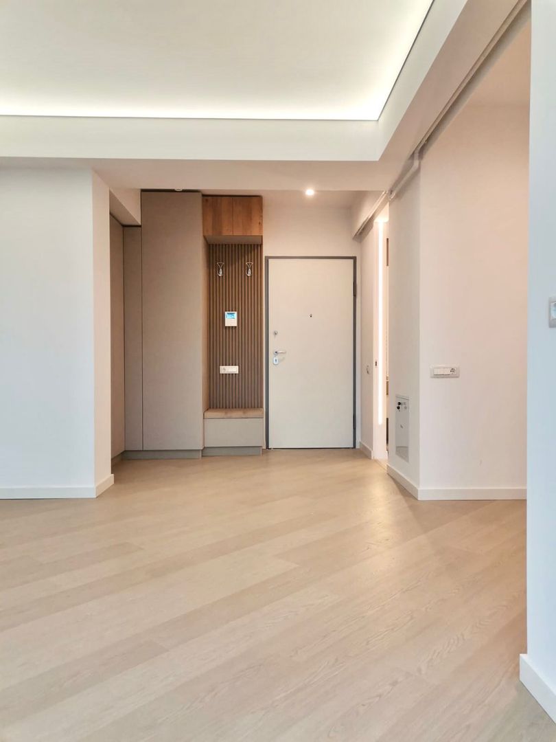 Cortina North || Studio || Comision 0% - Poză 3