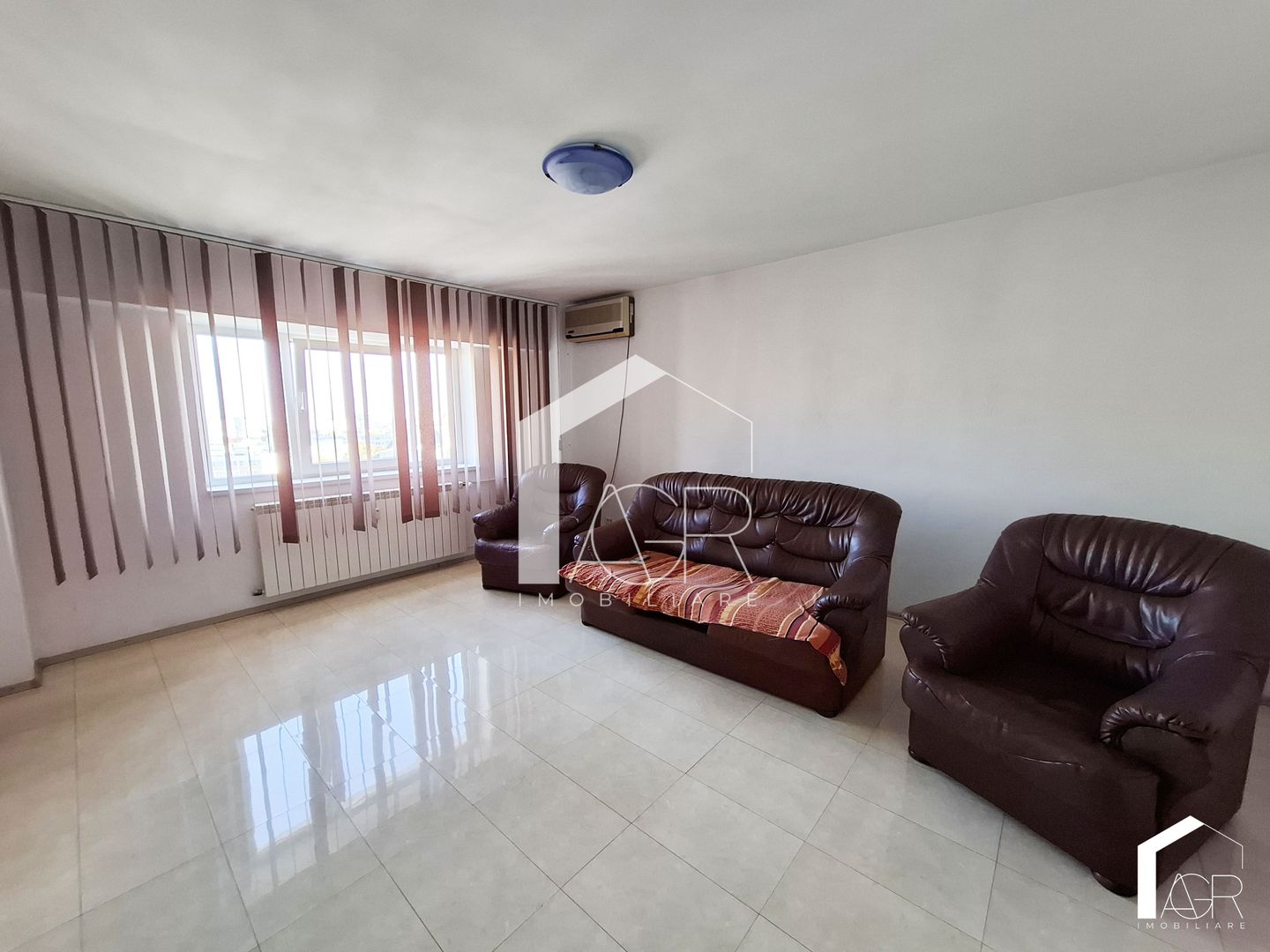 Apartament 2 camere, decomandat, confort 1,  Ultracentral - Poză 2