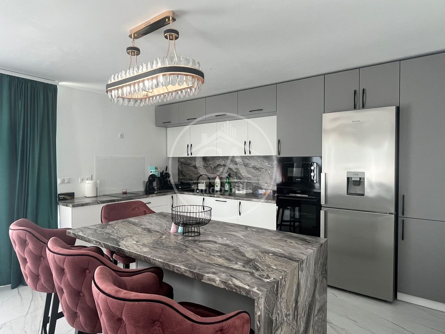Casă de închiriat tip duplex cu 6 camere în zona Gheorghe Doja,Oradea. - Poză 9