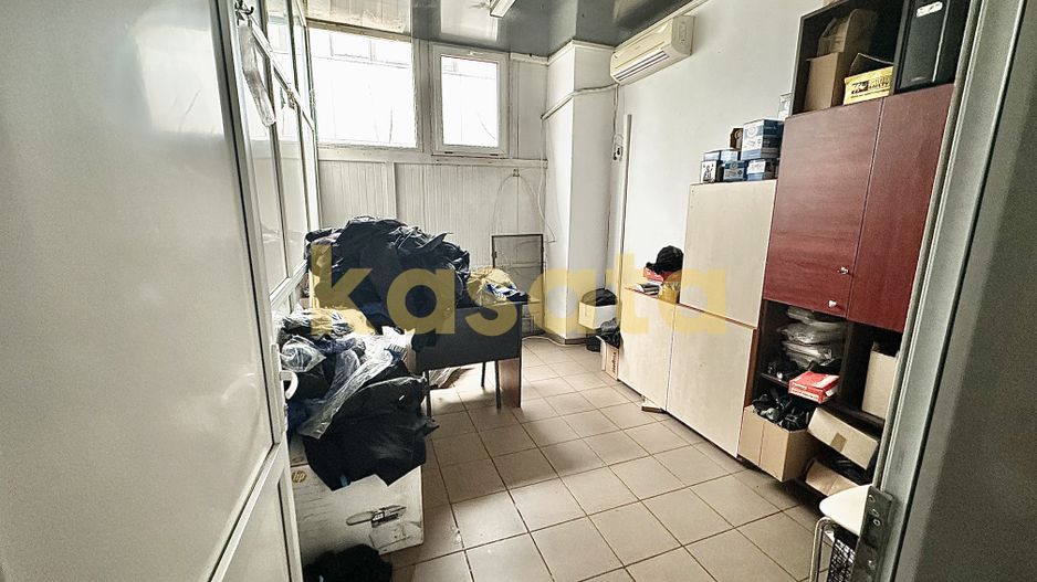 Hală producție | Subsol + Parter + Etaj | Corp anexă | Parcare curte - Poză 12