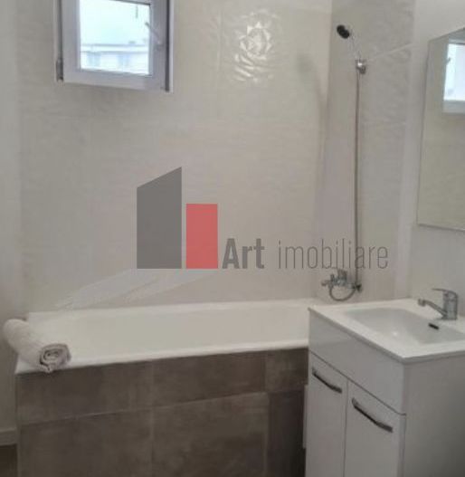 APARTAMENT DE 3 CAMERE TEIUL D0AMNEI - Poză 5