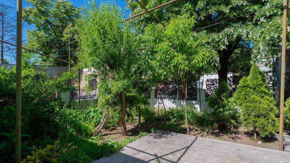 Raritate | Casa Căsătoriilor | Apartament în vilă, curte, 2 garaje! - Poză 7