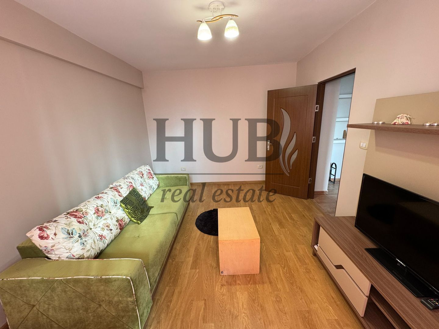 apartament cu 2 camere de inchiriat-zona centrala-Str 9 Mai - Poză 13