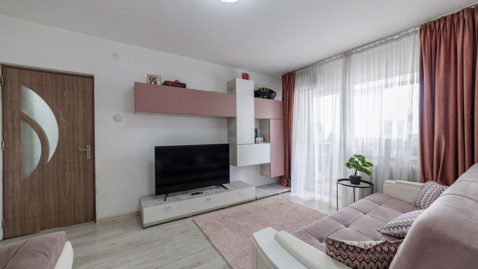 Apartament 2 camere semidecomandate, gata de mutat, Trivale - Poză 4