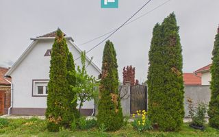 Casă complet modernizată, P+1 în Buteni, Arad - Poză 23