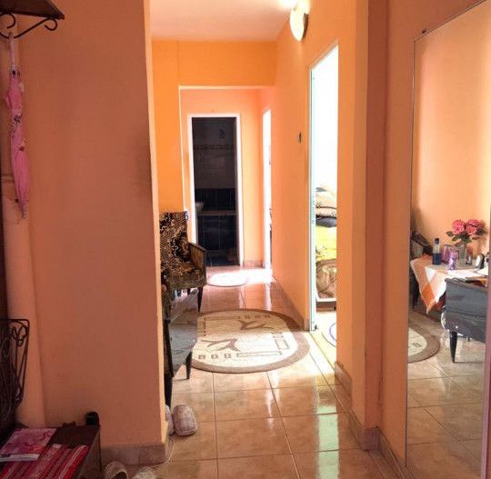 Vanzare Apartement 3 camere Nord L-uri - Poză 4