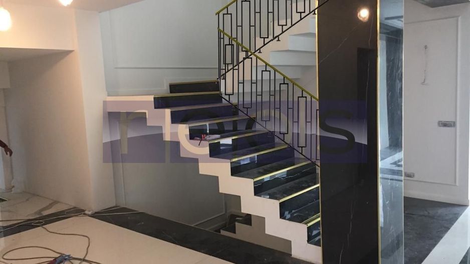 Casă individuală | 2000 mp teren | 748 mp utili | piscina | - Poză 26