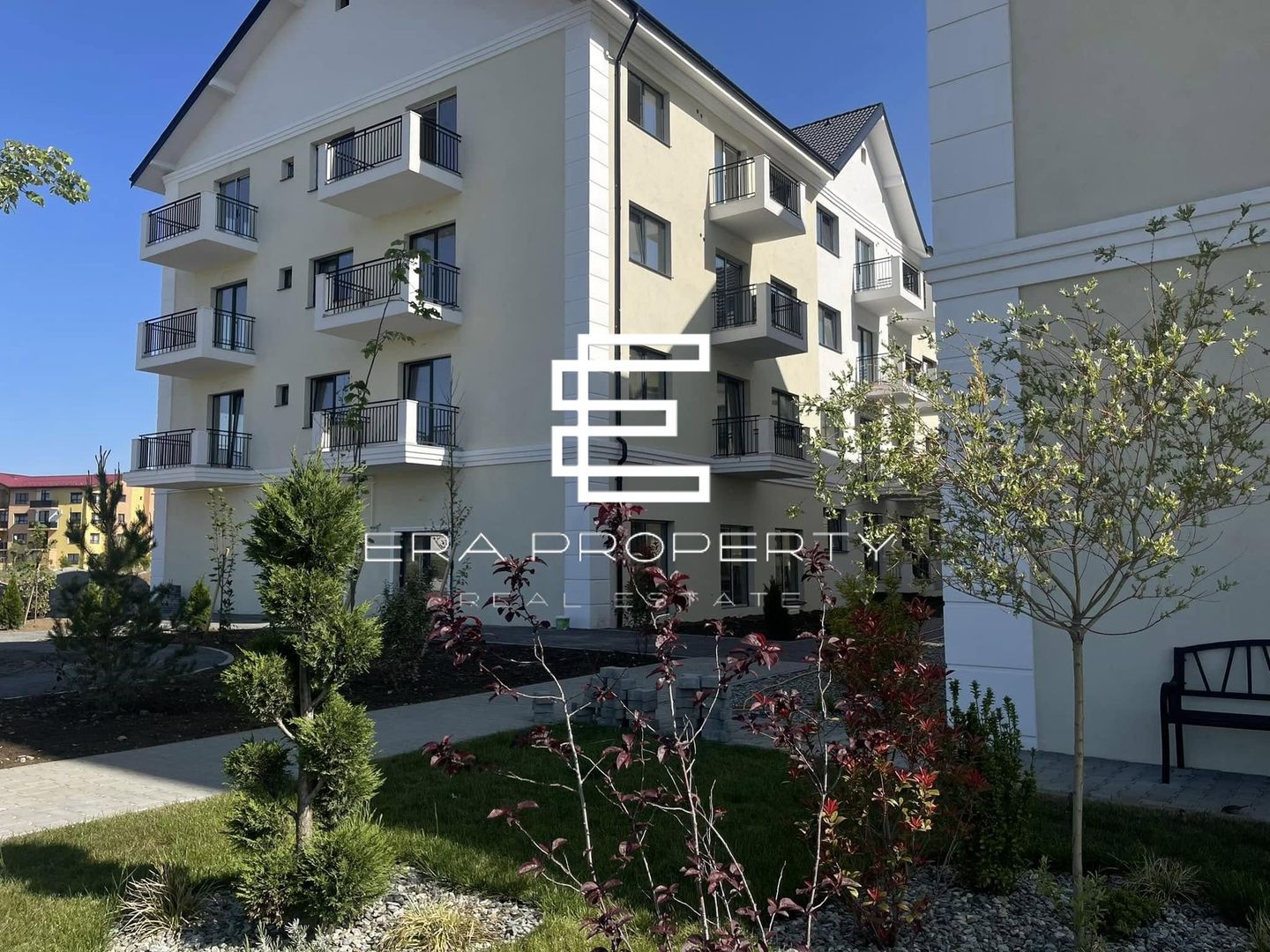 Apartament 3 camere, 71 mp, boxa - Selimbar - Poză 1